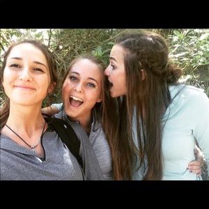 Meet your Posher, Leah